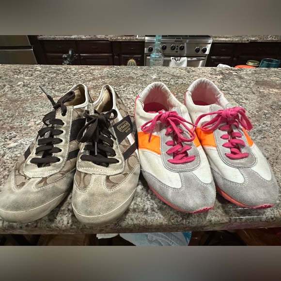 Coach 2 Pair Bundle - Picture 1 of 11